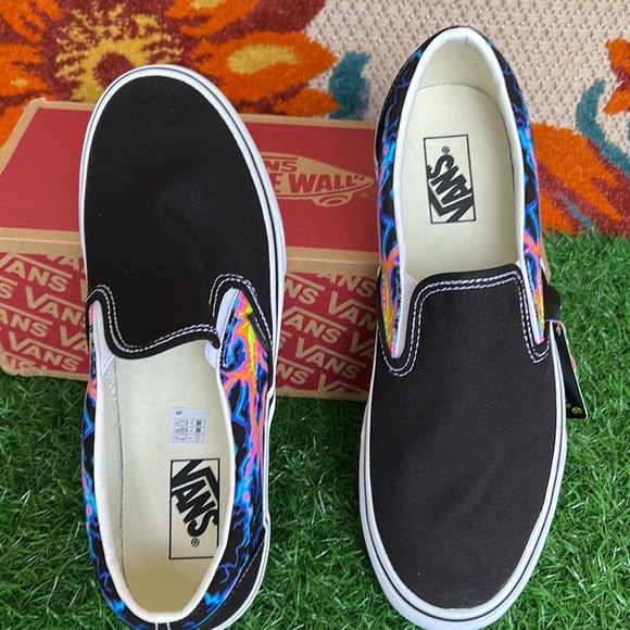 Vans Classic Slip On Electric Flame Black/True White Men’s sneakers - Picture 13 of 16